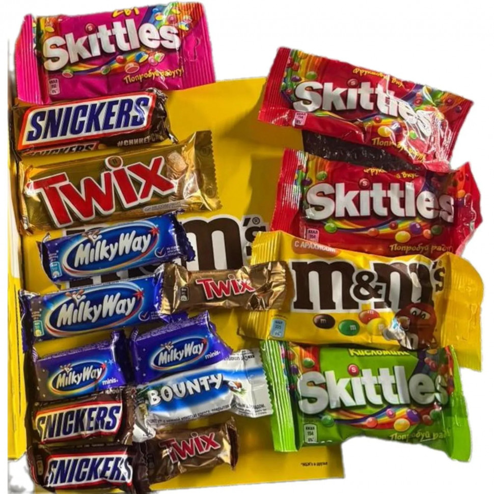 Новогодний сладкий подарок MMs Friends Big Env NY 8x452g 520329