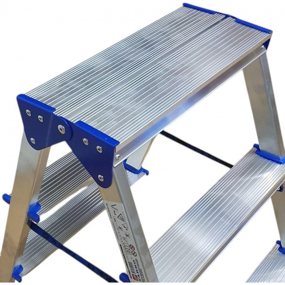 Стремянка двухсторонняя алюминиевая 3 ступени TARKO 04203e