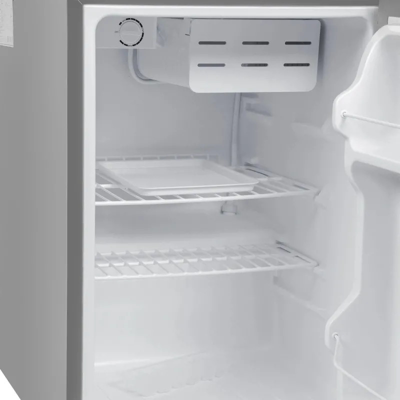 Холодильник Hyundai CO1002 серебристый