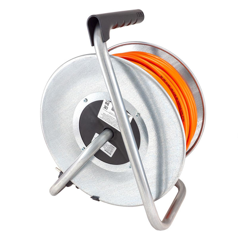 Удлинитель КОМУС ПВС 3х1,5кв.мм. 50м 16А 4 гнезда с/з,с/загл.,термоавт,IP44