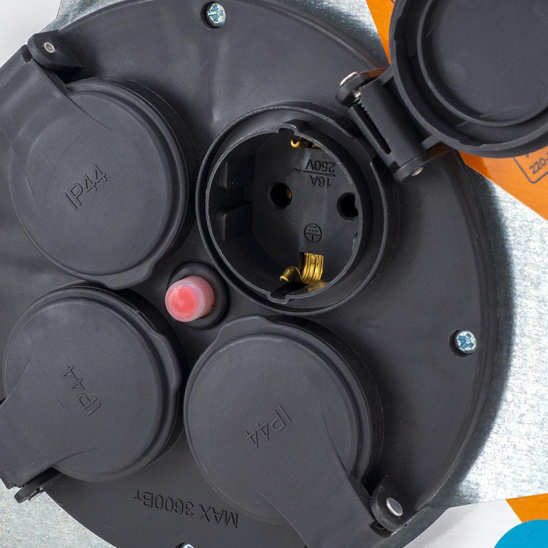 Удлинитель КОМУС ПВС 3х1,5кв.мм. 50м 16А 4 гнезда с/з,с/загл.,термоавт,IP44