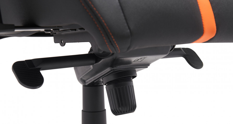 Геймерское кресло Everprof Jaguar (Ягуар) Экокожа Оранжевый