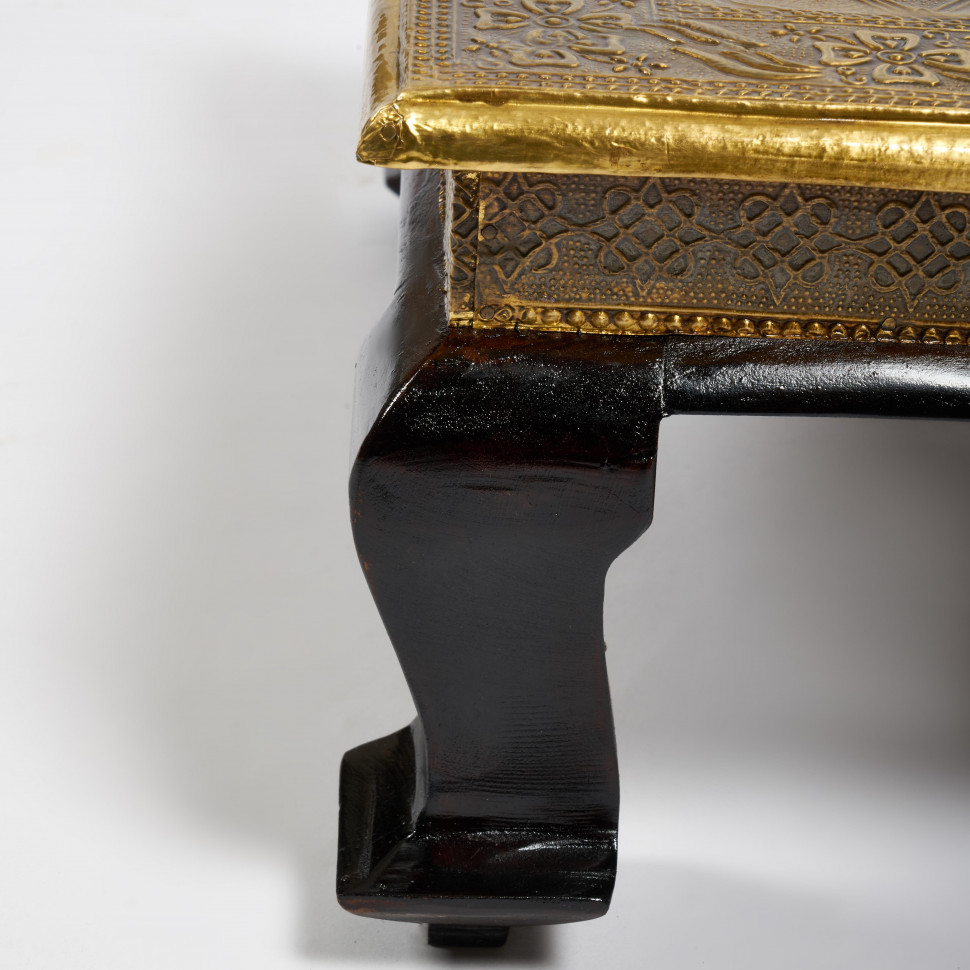 Столик Secret De Maison GOLDEN HAVELY (мод. BJ-002) дерево манго, 46х46x18, этническая чеканка