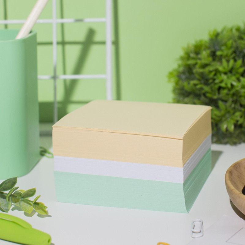 Блок для записей ATTACHE запасной 9х9х5 цветной блок 80г