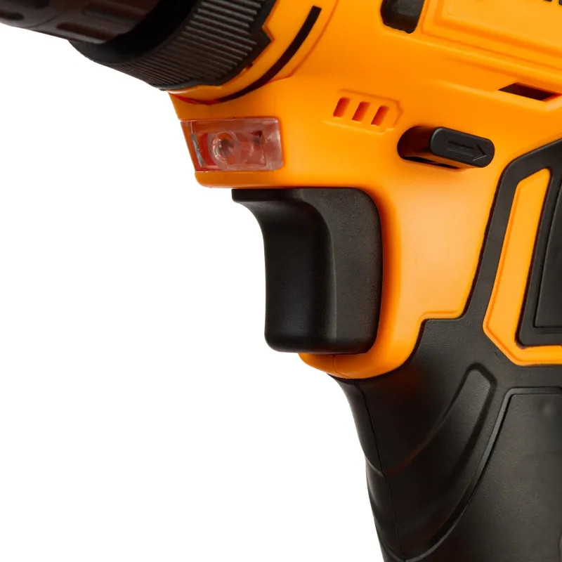 Дрель-шуруповерт аккумуляторная ВИХРЬ ДА-18Л-2КА 1,5 А/ч (72/14/25)