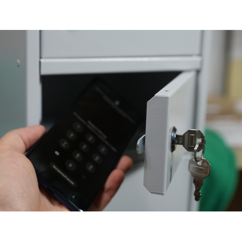 Шкаф хранения мобильных телефонов MM16 (16 ячеек)