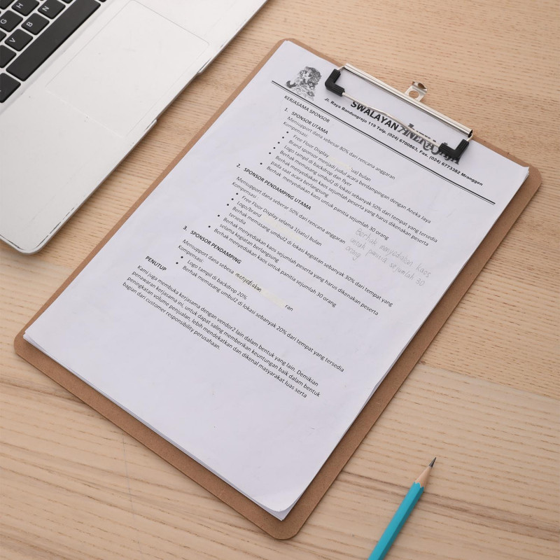 Папка-планшет A4 древесновол-стая плита сред плотн(МДФ) беж E9226