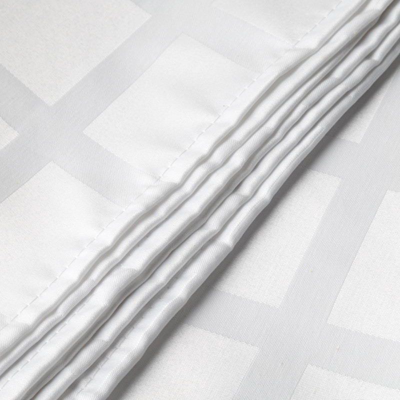 Скатерть Luscan Журавинка 145х145см (88%ПЭ, 12%хлопок) рис квадрат, белый