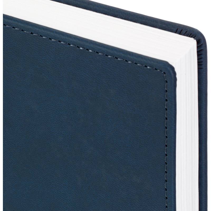 Ежедневник датированный 2026 А5+ VELVET темно-синий 3-123/18