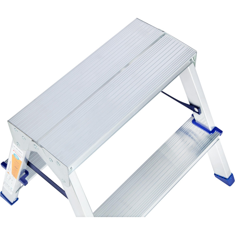 Стремянка двухсторонняя алюминиевая 3 ступени Комус      