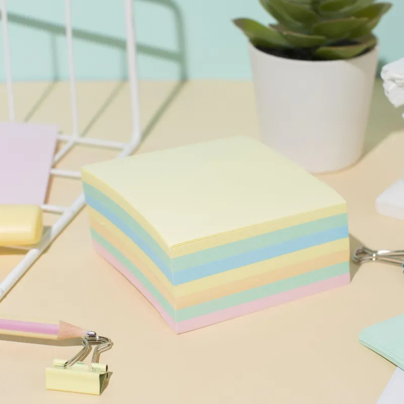 Блок для записей Attache Economy проклеенный 7,5х7,5х3,5, 5 цветов 80 г