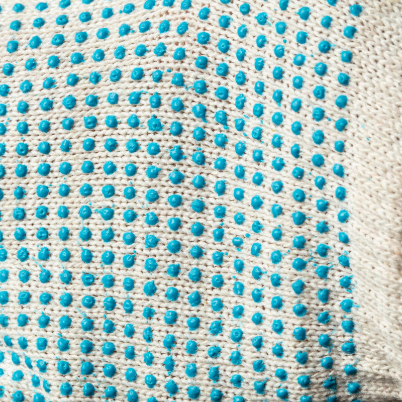 Перчатки защитные трикотажн с ПВХ Точка 4нити40-42гр 10кл 300пар/уп(белые)