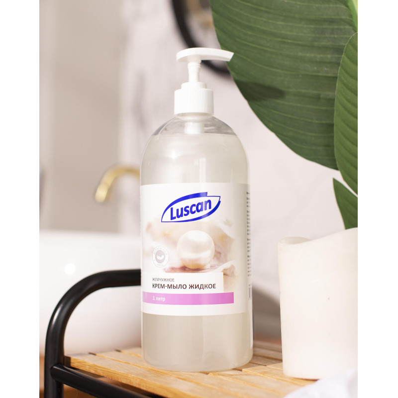 Крем-мыло жидкое Luscan жемчужное с дозатором 1л